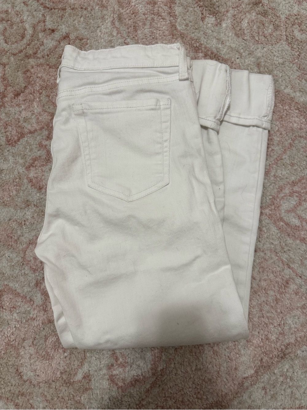 GAP mid rise cuff white jeans